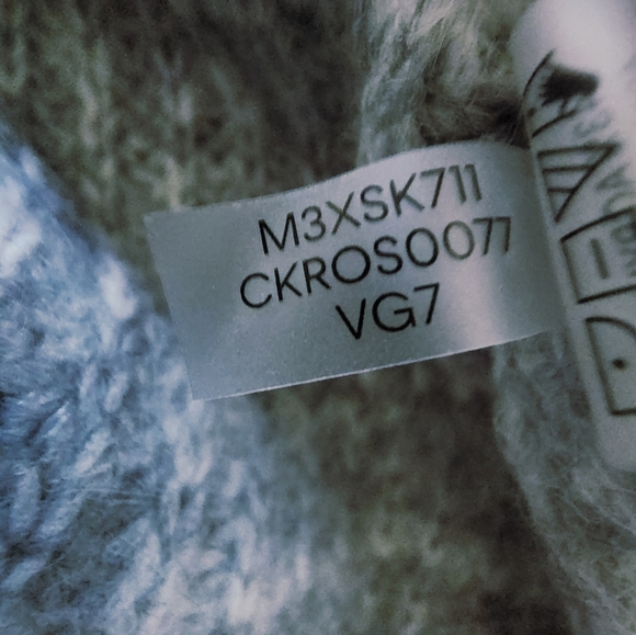 NWT Calvin Klein Women’s L Gray Marled Wool Blend Mock Neck Sweater - Picture 8 of 9